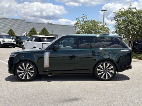 Used 2026 Land Rover Range Rover SV AWD/4WD image 2