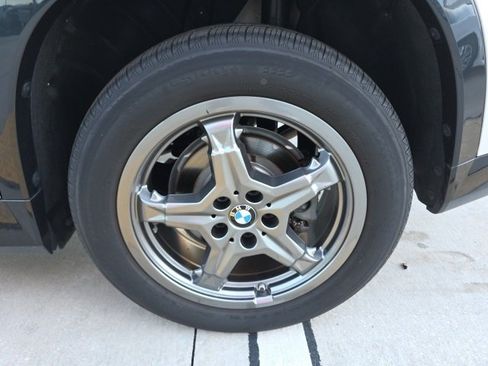 Used 2025 BMW X1 xDrive28i image 10