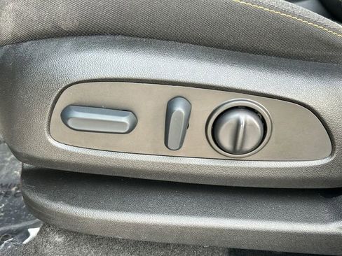 Used 2022 Chevrolet Equinox LT image 21