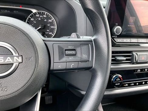 Certified 2025 Nissan Pathfinder S AWD/4WD image 11