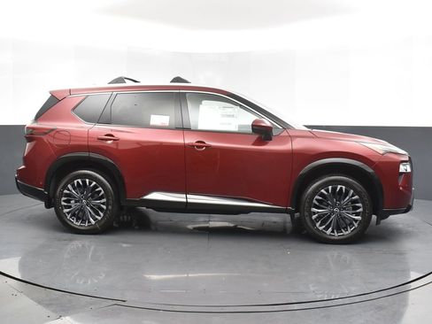 New 2026 Nissan Rogue Platinum w/ Platinum Premium Package image 4