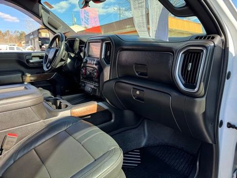 Used 2020 Chevrolet Silverado 2500 High Country w/ Z71 Off-Road Package AWD/4WD image 14