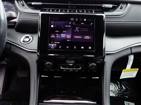 New 2026 Jeep Grand Cherokee Laredo AWD/4WD image 16
