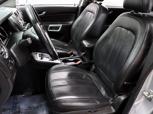 Used 2014 Chevrolet Captiva Sport LT w/ Convenience Package image 9