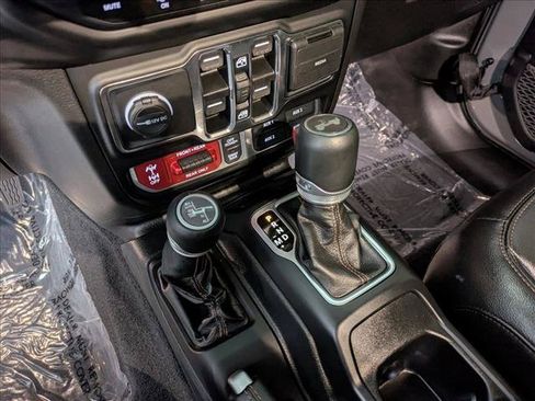Used 2021 Jeep Wrangler Unlimited Rubicon AWD/4WD image 13