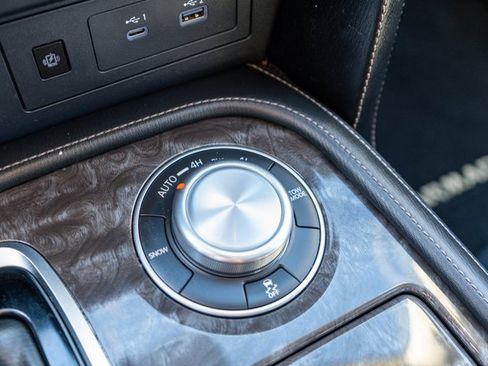 Used 2022 Nissan Armada Platinum w/ Captain's Chairs Package image 42