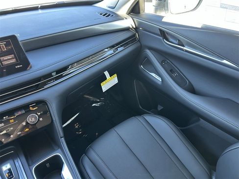 New 2026 INFINITI QX60 Luxe image 19