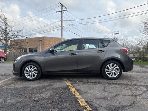 Used 2013 MAZDA MAZDA3 i Grand Touring image 2