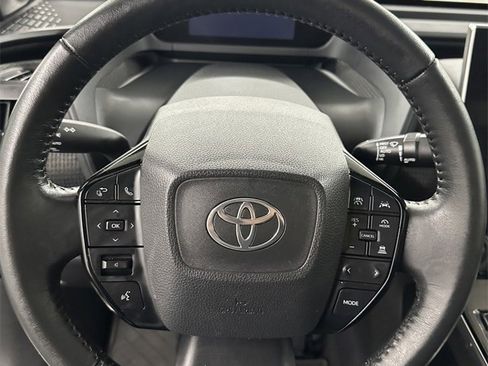 Used 2023 Toyota bZ4X Limited image 17