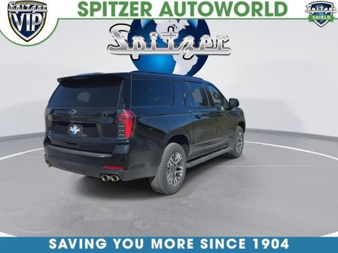 Used 2025 Chevrolet Suburban Z71 AWD/4WD image 9