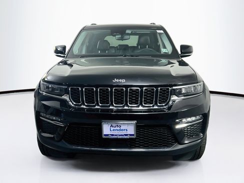 Used 2023 Jeep Grand Cherokee Limited AWD/4WD image 2