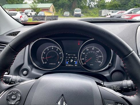 Used 2024 Mitsubishi Outlander Sport LE AWD/4WD image 19