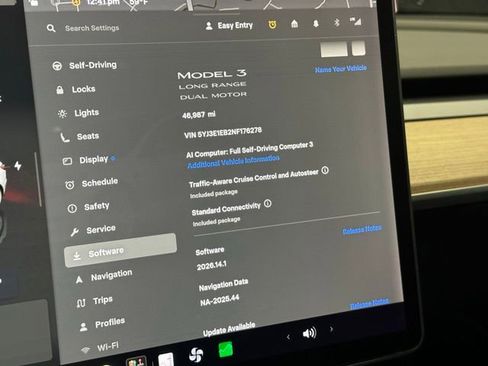Used 2022 Tesla Model 3 Long Range AWD/4WD image 27