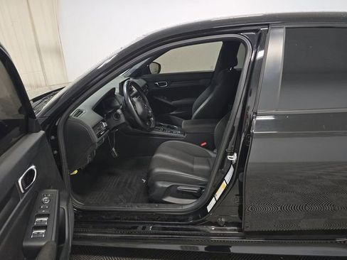 Used 2022 Honda Civic Sport image 3