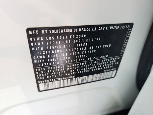 Certified 2024 Volkswagen Tiguan SE image 18