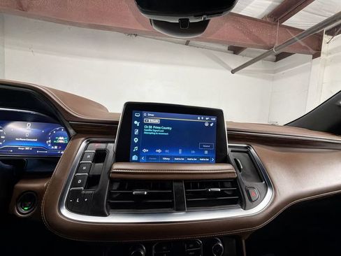Certified 2023 Chevrolet Tahoe High Country AWD/4WD image 13