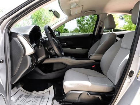 Used 2021 Honda HR-V LX image 20