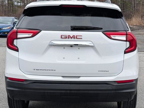 Certified 2023 GMC Terrain SLE w/ Driver Convenience Package image 6