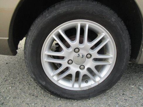 Used 2005 Ford Focus SE image 20