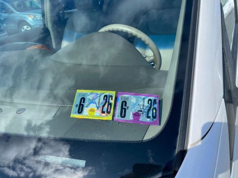 Used 2007 Toyota Sienna XLE Limited image 9