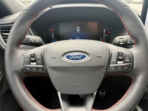 Certified 2023 Ford Escape ST-Line w/ Tech Pack #1 FWD image 14