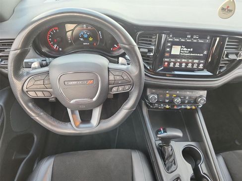 Used 2022 Dodge Durango GT RWD image 11