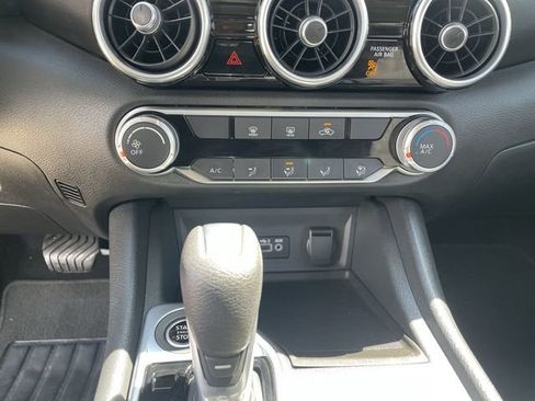 Used 2025 Nissan Sentra SV w/ Trunk Package FWD image 25