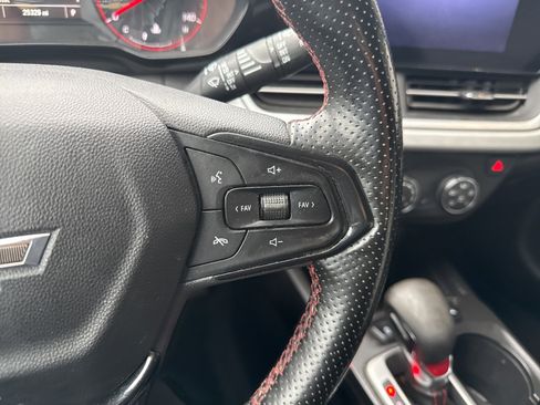 Used 2024 Chevrolet Trax RS w/ Driver Confidence Package image 30