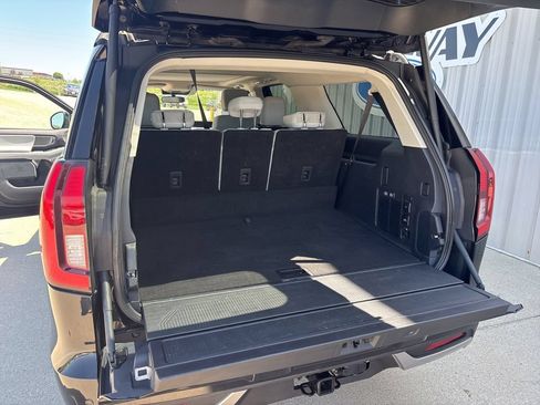 Used 2025 Ford Expedition Max Platinum w/ Driver's Package AWD/4WD image 34
