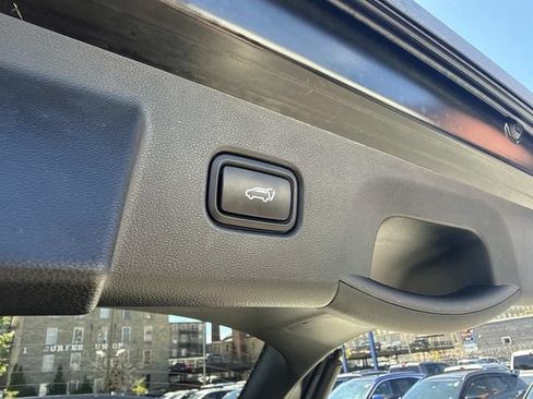 Certified 2025 Hyundai Tucson SEL AWD/4WD image 8