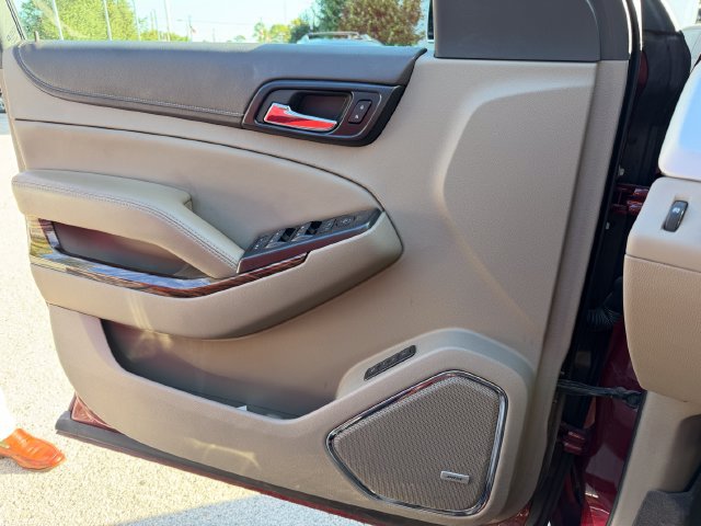 Used 2018 GMC Yukon SLT w/ Open Road Package AWD/4WD image 17
