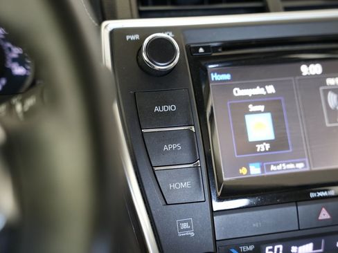 Used 2017 Toyota Camry XLE FWD image 24