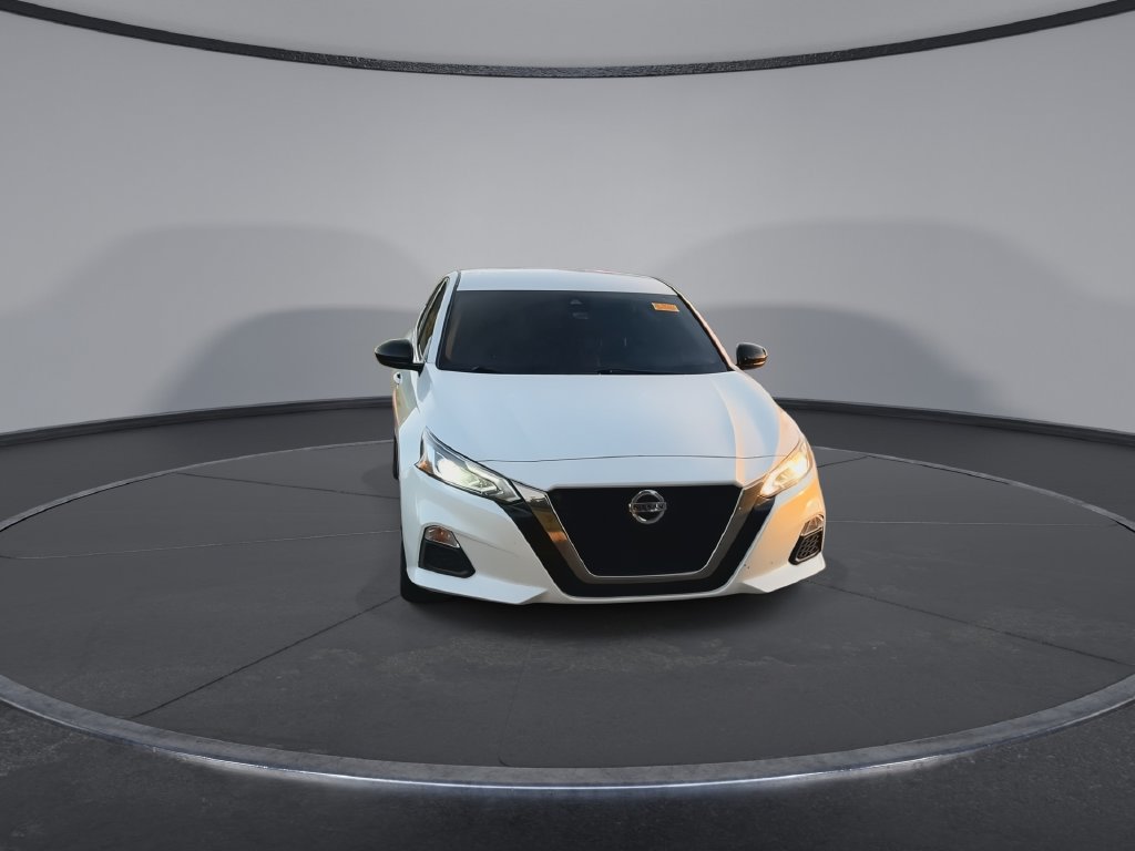 Used 2022 Nissan Altima 2.5 SR FWD image 3