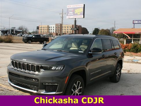 New 2025 Jeep Grand Cherokee L Limited w/ Luxury Tech Group II image 20