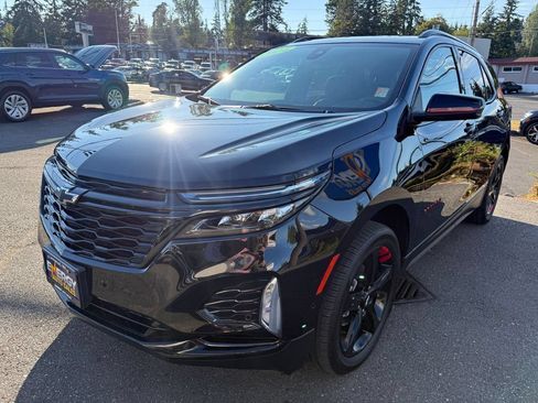 Used 2024 Chevrolet Equinox Premier AWD/4WD image 3