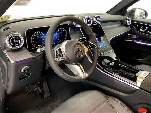New 2026 Mercedes-Benz GLC 300 image 8
