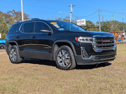 Used 2023 GMC Acadia SLE w/ Driver Convenience Package FWD image 2
