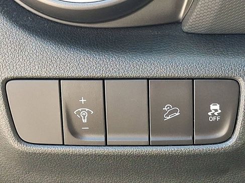 Used 2023 Hyundai Kona SEL AWD/4WD image 26