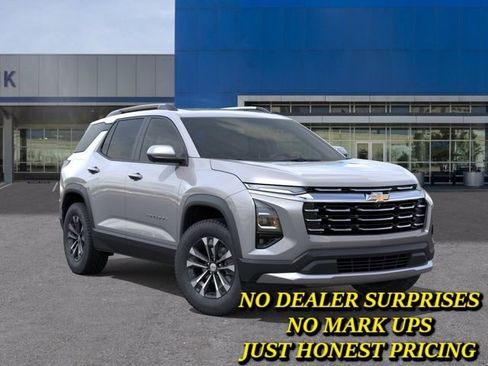 New 2026 Chevrolet Equinox LT w/ Safety and Technology Package FWD image 7