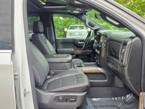 Used 2019 Chevrolet Silverado 1500 High Country image 34