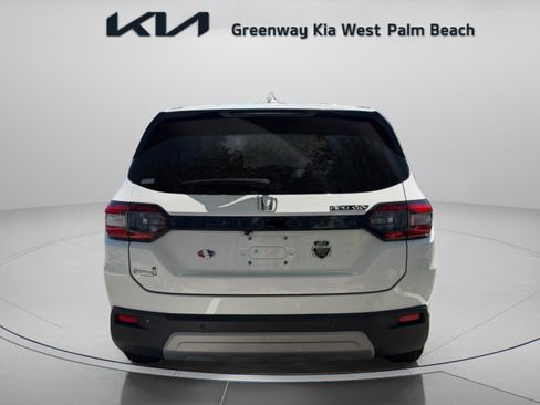 Used 2024 Honda Pilot EX-L image 6
