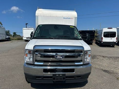 New 2026 Ford E-350 and Econoline 350 Super Duty w/ Power Equipment Group RWD image 8