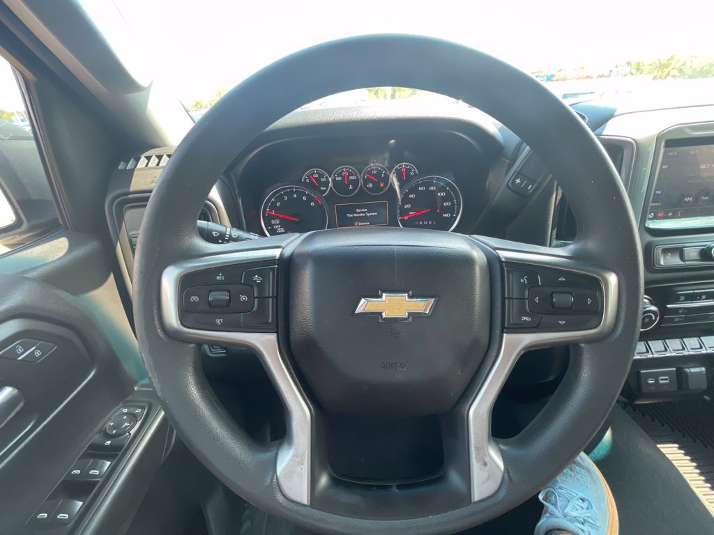 Used 2022 Chevrolet Silverado 1500 Custom w/ Safety Confidence Package RWD image 13