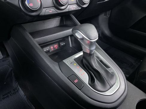 Used 2020 Kia Forte LXS image 17