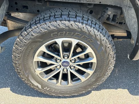 Used 2020 Ford F150 XLT w/ Equipment Group 301A Mid AWD/4WD image 22
