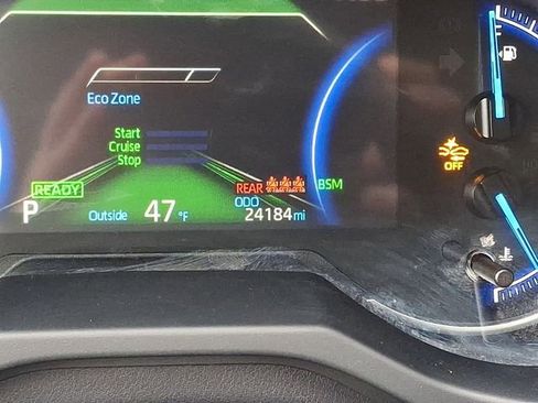 Certified 2025 Toyota RAV4 XLE image 19