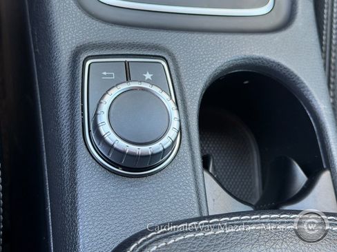 Used 2019 Mercedes-Benz CLA 250 image 29