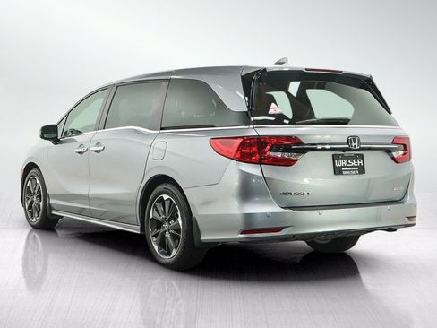 Used 2024 Honda Odyssey Elite image 3
