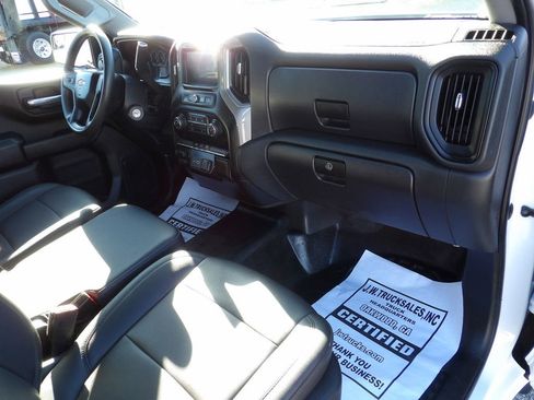 Used 2021 Chevrolet Silverado 1500 W/T w/ WT Value Package AWD/4WD image 29