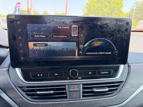 Used 2023 Nissan Altima 2.5 SL FWD image 13